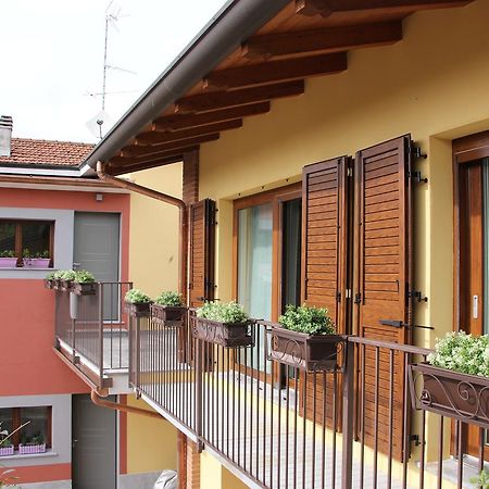 Bed and Breakfast Hayloft Корнаредо Екстер'єр фото