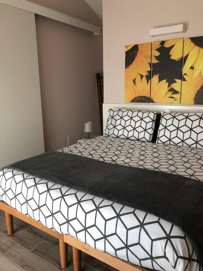 Bed and Breakfast Hayloft Корнаредо Екстер'єр фото